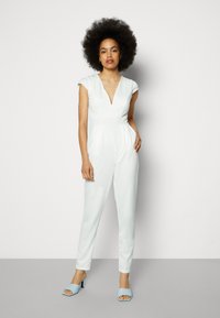 WAL G. SHORT SLEEVE JUMPSUIT - Macacão - white