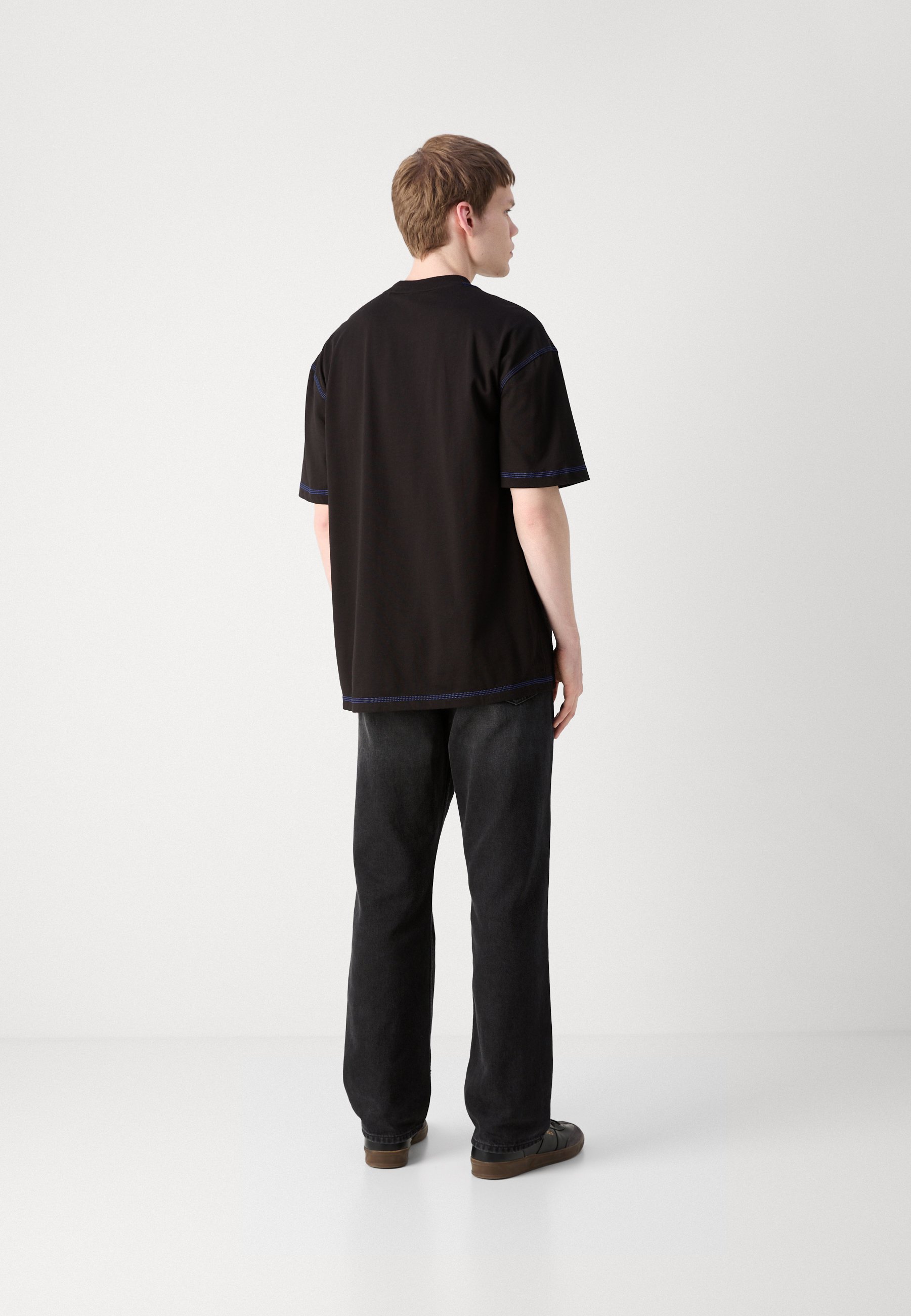 HUGO NITLOGO - Print T-shirt - black - Zalando