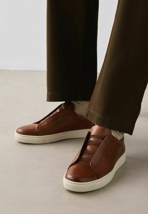 Next, Sneaker low - tan brown