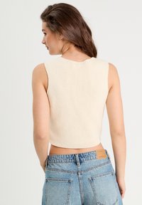 Cache Cache ÄRMELLOSE MIT V-AUSSCHNITT - Veste sans manches - ecru