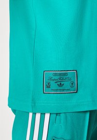 adidas Originals LIVERPOOL FC ICON  - Klub merchandise - sea green
