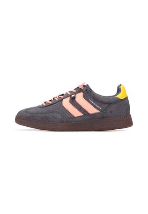 Zapatillas - gris
