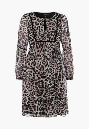 Leopardenmusterkleid aus transparenter Stoff, mit langen Ärmeln, einem runden Halsausschnitt mit Schlüsselloch-Ausschnitt und schwarzen Samt-Akzenten auf dem Oberteil.