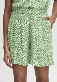 ICHI - IHMARRAKECH SHO4 - Shorts - greenbriar ikat print Thumbnail-Bild 1