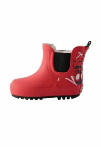 Rote Gummiregenstiefel mit glatter Textur, schwarzem elastischem Seitenpanel und Spider-Man-Grafikdetails an der Außenseite. Dicke schwarze Sohle.