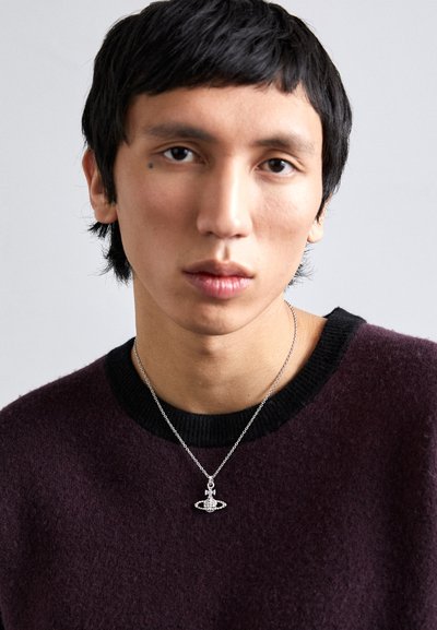 Vivienne Westwood MAYFAIR BAS RELIEF PENDANT UNISEX - Kaelakee - silver-coloured