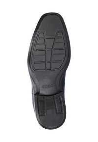 Zwarte rubberen schoenzool met een gestructureerd grip-patroon, logo "ecco" en maat "41", met een puntige vorm en gladde randen.