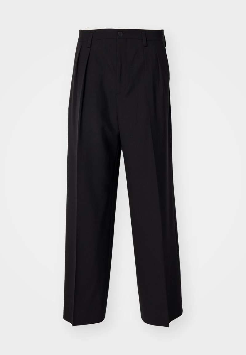 Black pleated trousers with a straight, wide-leg design. Made from smooth fabric, featuring a button closure and belt loops.