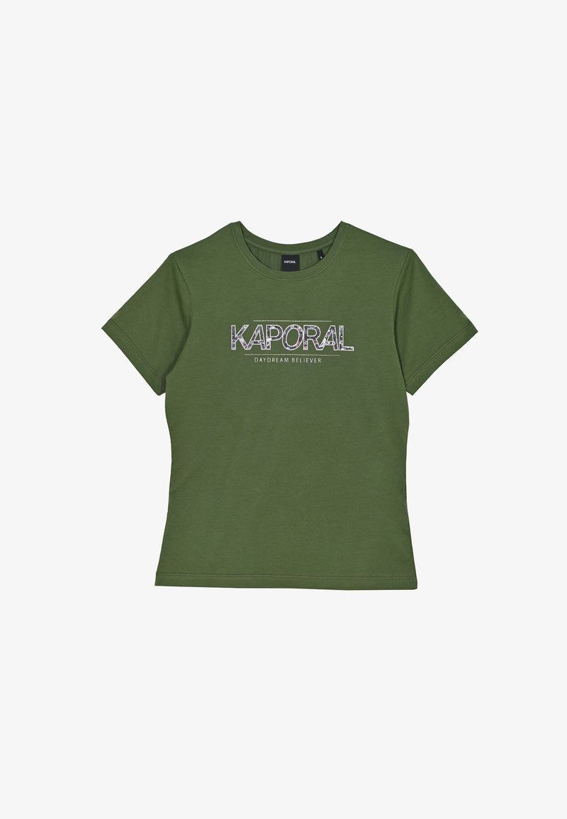 Olivově zelené bavlněné tričko s krátkým rukávem, kulatým výstřihem a potištěným logem "KAPORAL DAYDREAM BELIEVER" v bílé barvě.