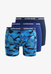 Unselected, total eclipse