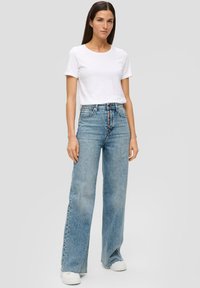s.Oliver Flared Jeans - blau