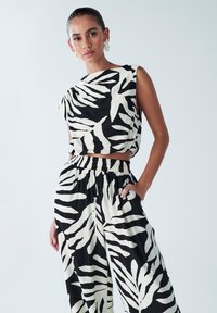 BWLDR LAILA czarny