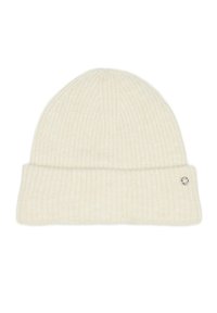 Słomkowy beanie w kolorze kremowym, z podwiniętym mankietem, miękką teksturą i dyskretnym metalowym akcentem logo z boku.