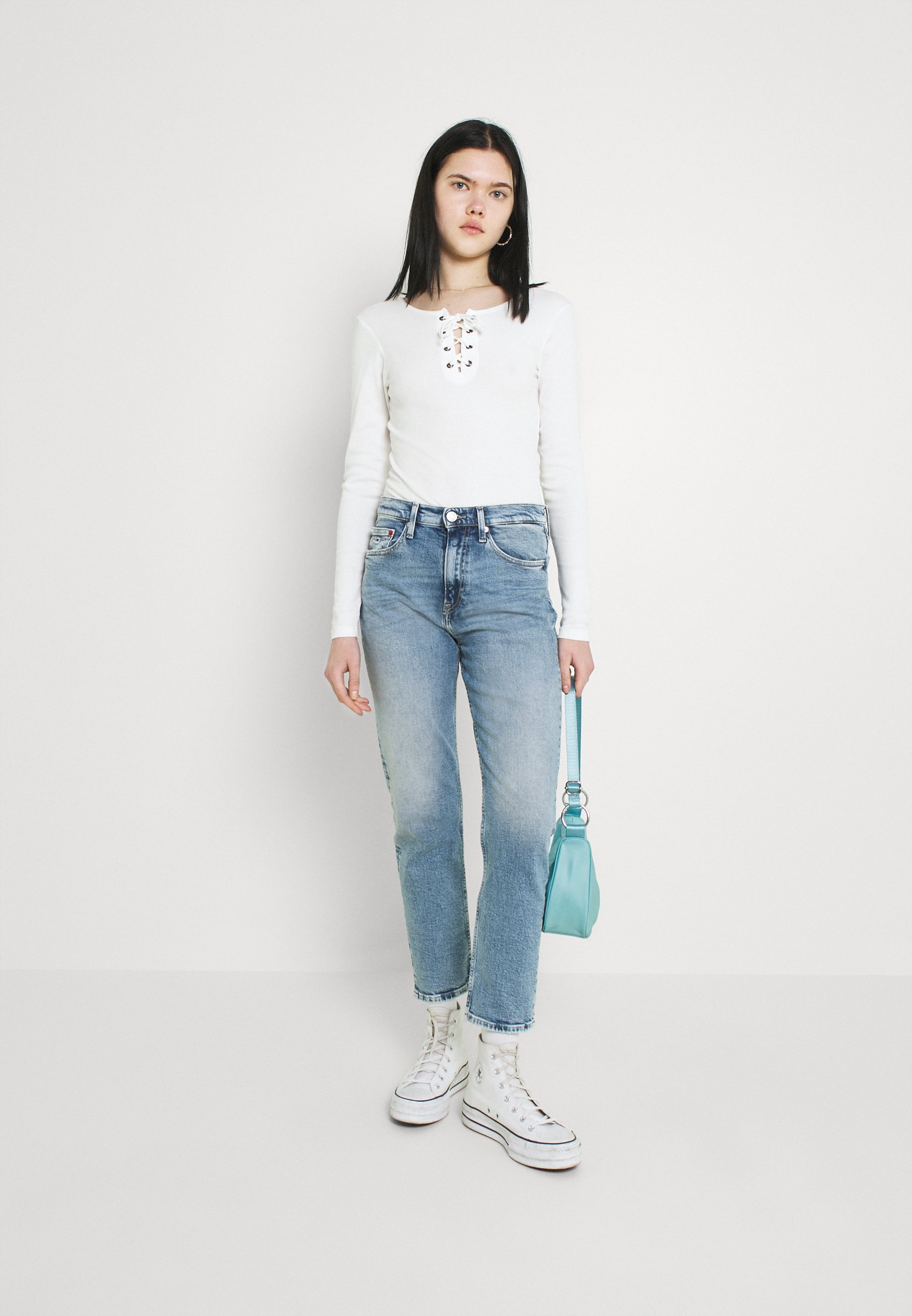Tommy Jeans IZZIE SLIM ANKLE - Jeans slim fit - denim light/carta da  zucchero - Zalando.it