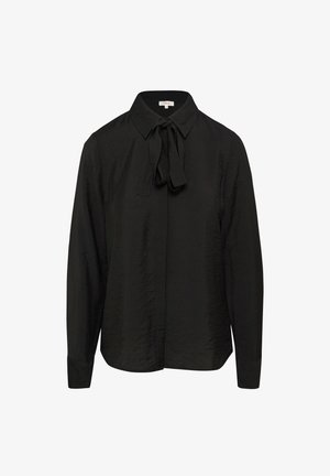 Zwarte blouse met lange mouwen, gemaakt van lichtgewicht, textuurstof met een kraag en een gestrikte strikdetail bij de hals.