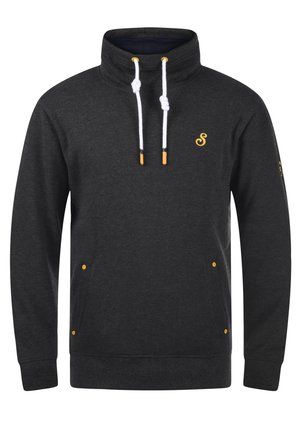 Dunkelgrauer Sweatshirt mit hohem Kragen, weißen Kordeln und gelben Akzenten. Verfügt über Seitentaschen und gerippte Bündchen. Weicher Stoff.