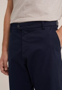 Van Gils Pantalones chinos - blue