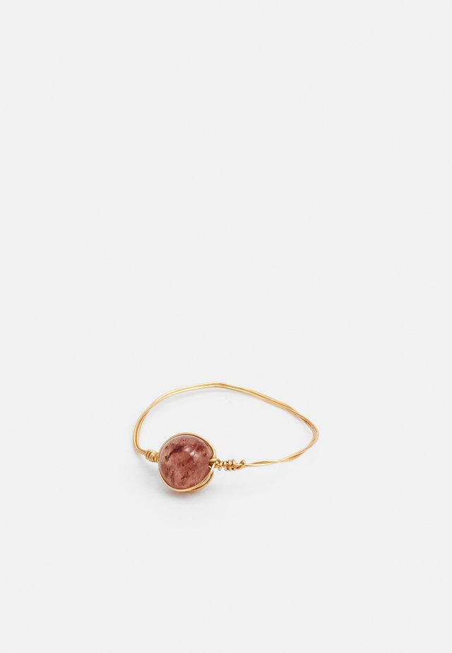 Sormus - gold-coloured