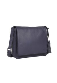 Námořnická kožená kabelka přes rameno s klopou, texturovaným povrchem, nastavitelným popruhem a ozdobným třásním.