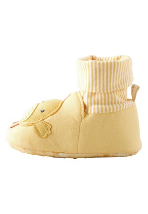 Blød gul babyfutteral med en manchet med hvide og gule striber og et kylling-ansigt design foran.