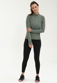Endurance FUNKTIONS CANNA PERFORMANCE - Langærmet T-shirt - groen
