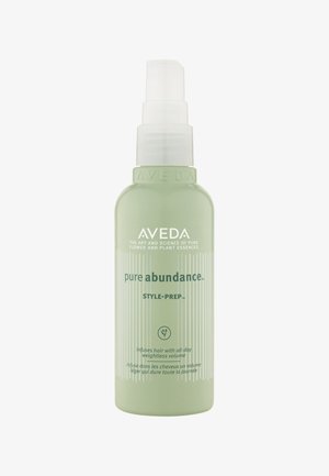 Aveda Style-Prep Sprayflasche, zylindrisch, matt hellgrün mit weißen vertikalen Streifen und Pumpsprüher; etikettiert mit Produktdetails.