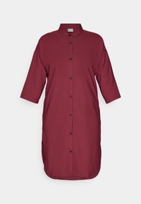 ROUTE SHIRT DRESS - Jurken - cab red