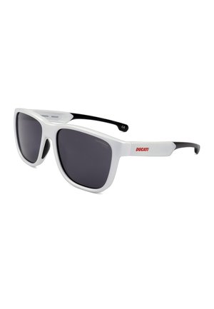 Occhiali da sole rettangolari bianchi e neri con lenti scure e logo Ducati rosso sull'asta laterale della montatura bianca.