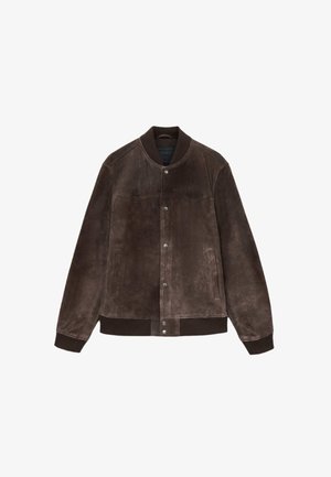 Braune Wildleder-Bomberjacke mit Knopfverschluss, gerippten Bündchen und Saum. Verfügt über Seitentaschen und eine glatte Textur.