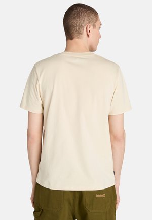 Timberland FRONT SEASONAL TREE LOGO GRAPHIC TEE - T-Shirt print -  natural