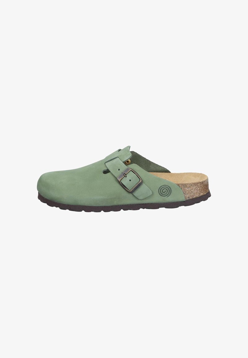 Grüner Wildleder-Clog mit verstellbarer Schnalle, Korkfußbett und Gummisohle. Verfügt über eine abgerundete Zehenpartie und ein minimalistisches Design.