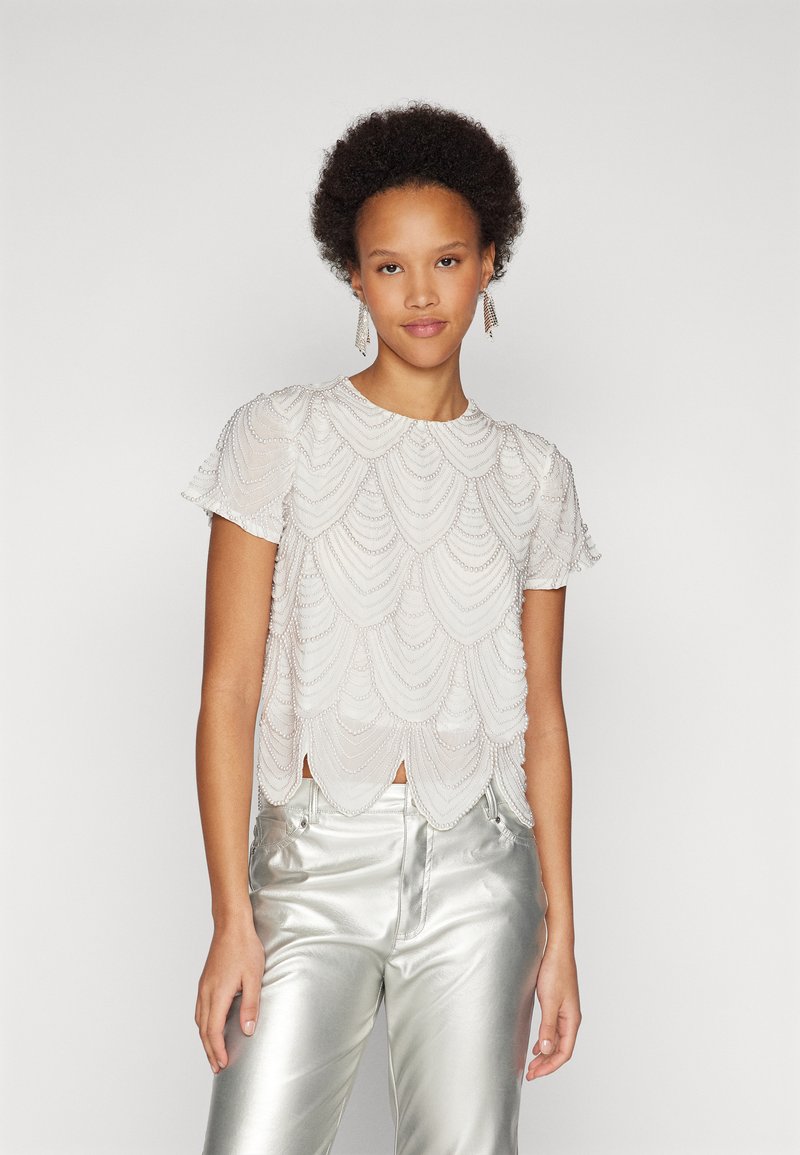 Yasmelle 3/4 Top  Star White