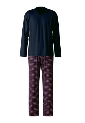 Maglietta a maniche lunghe color navy con scollo a V abbinata a pantaloni da pigiama a righe rosse con piccoli punti bianchi su sfondo navy.