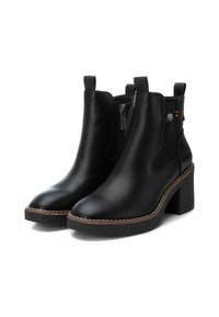 Refresh Botines con plataforma - black