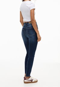 PULL&BEAR Jeans Skinny Fit - dark-blue denim