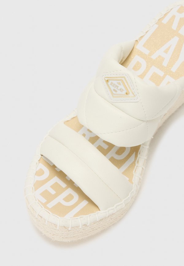 SUSAN - Heeled mules3