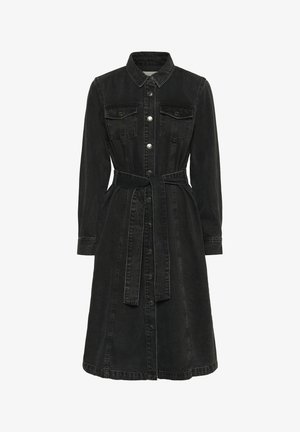 Sort denimkjole med lange ærmer, knaplukning foran, to brystlommer, taljebælte og let udvidet kant. Glat tekstur.
