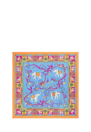 Quadratisches Seidentuch mit einem hellblauen Hintergrund, lebhaftem orangefarbenem Rand, filigranen Blumenmustern und mehrfarbigen Elefanten in Mustern.
