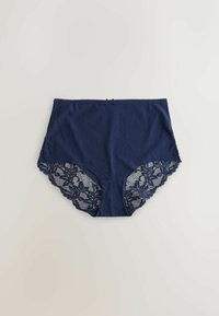Culotte femme bleu marine taille haute avec bordure en dentelle et détails floraux en dentelle aux ouvertures des jambes, posée à plat sur un fond clair.