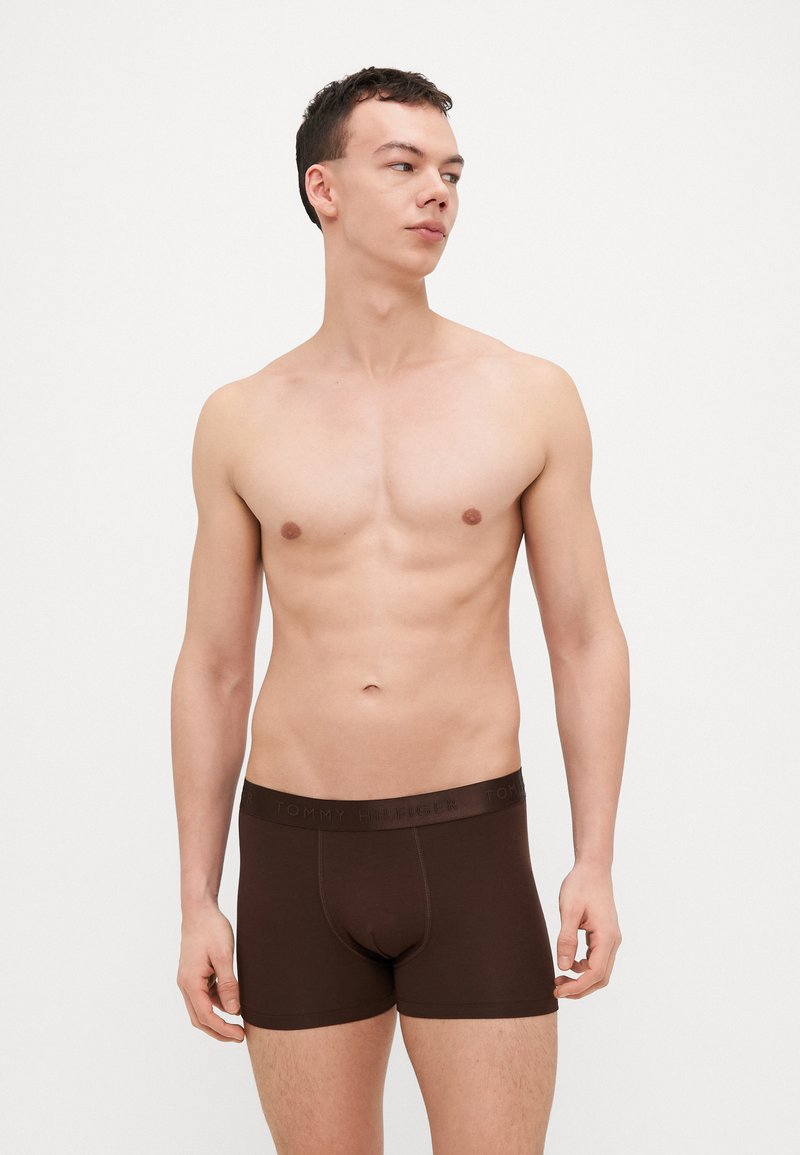 Tommy Hilfiger TRUNK 3 PACK - Boxer brief - classic khaki/cocca/black