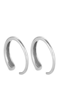 Hõbedased rõngassõrmused, millel on sile ja poleeritud viimistlus. Ringikujuline disain avatud otstega, kerged ja minimalistlikud.