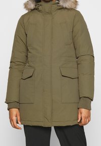 Tommy Jeans Dunkappa / -rock - olive