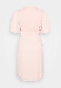 VILA Robe de soirée - pink