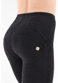 Freddy WR UP VITA ALTA - Pantaloni - jeans nero cuciture in tono
