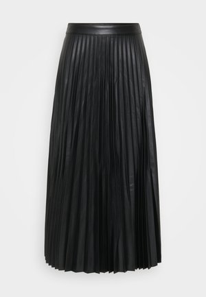 Black pleated skirt made of faux leather, featuring vertical folds, a smooth waistband, and a floor-length design.