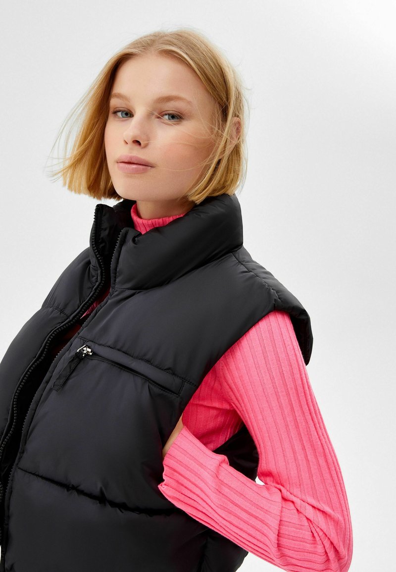 Damen Leichte Jacken | Bershka Weste black/schwarz - ED34049 Damen Leichte Jacken | Bershka Weste black/schwarz - ED34049