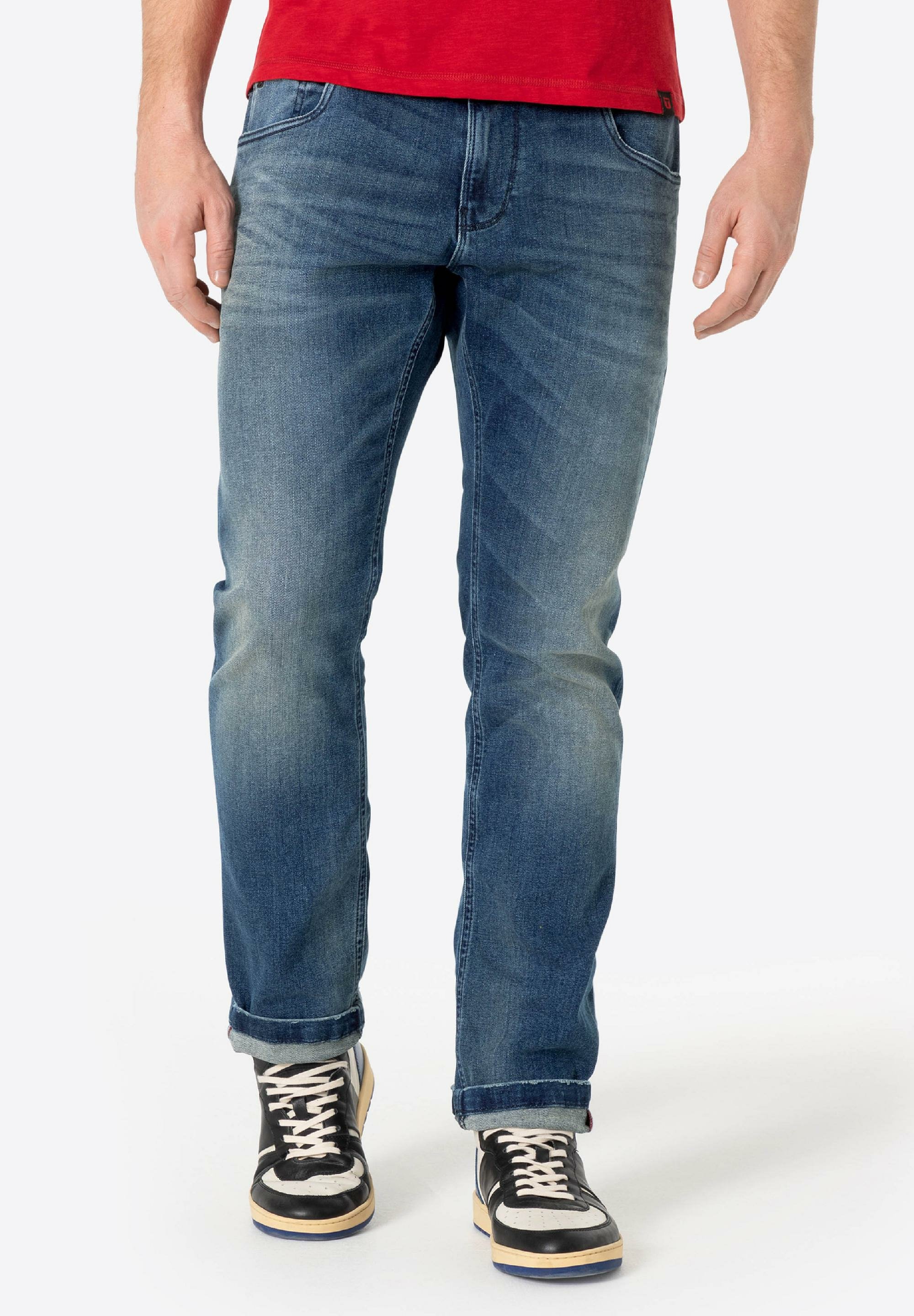 Mastino Jeans da uomo regular fit con interno in pile: in offerta a 24.99€ su