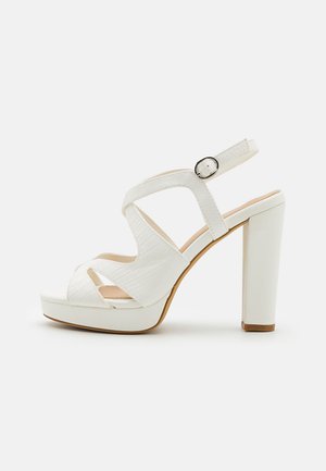 Platform sandals - white