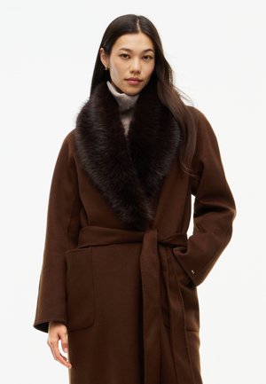 Tommy Hilfiger, SHAWL COLLAR WOOL BLEND RELAXED COAT - Класическо палто - legacy brown