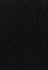 MIT GERIPPTER OPTIK - Maglione - black